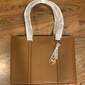 NWT Michael Kors Sady Tote